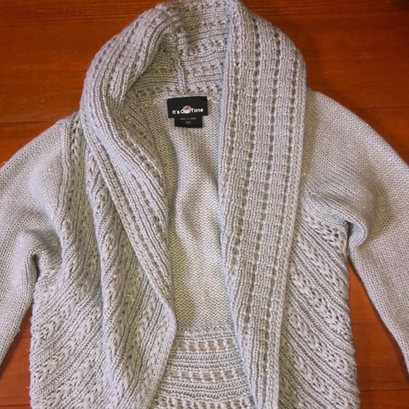 📦 DONATED 📦 It’s Our Time XS Grey Shrug - Picture 3 of 4